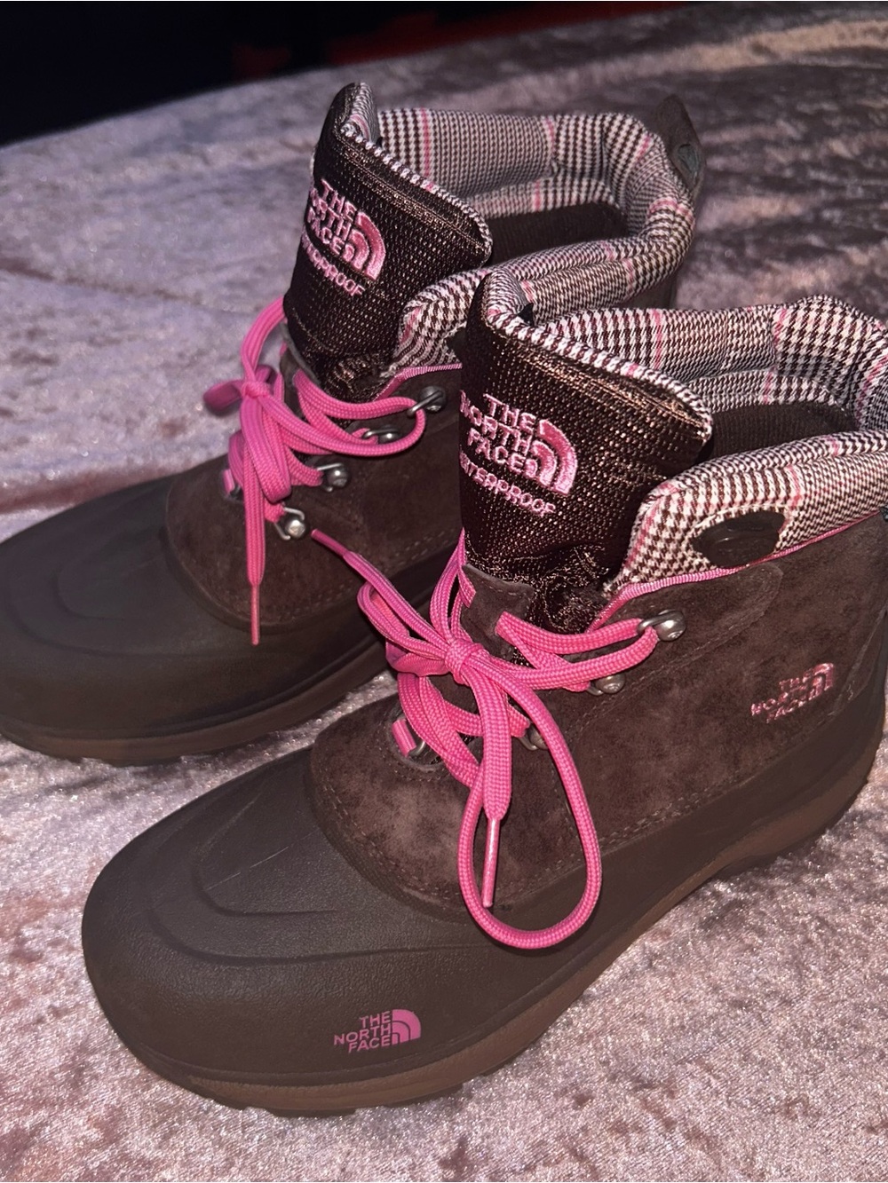 The North Face Brown Winter Boots with Pink Laces girls size 7 - Picture 3 of 16